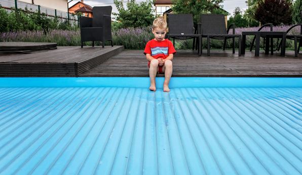 Which Type of Safety Cover is Best for Your Swimming Pool?
