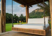 How to Go About Buying Outdoor Furniture Online?