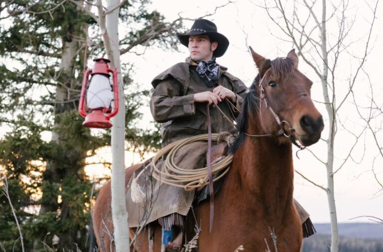 How to Wear Cowboy Hat Properly – 5 Rules to follow
