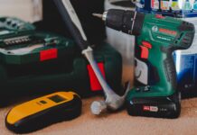 5 Tools For Electronic Repair For Beginners