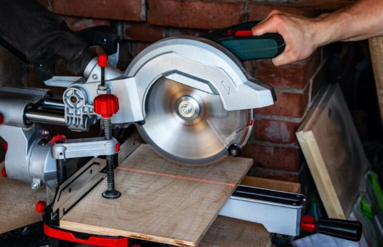 Miter Saw Vs Table Saw – The Difference & It’s Uses