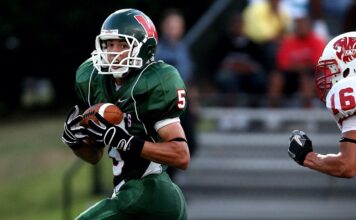 11 Best Football Gloves in 2025 (Good grip & wide receiver gloves) 11 Best Football Gloves (good grip and for wide receivers)