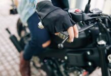 How to Install a New Motorcycle hand Grip (Step by Step) How to Install a New Motorcycle hand Grip (Step by Step)